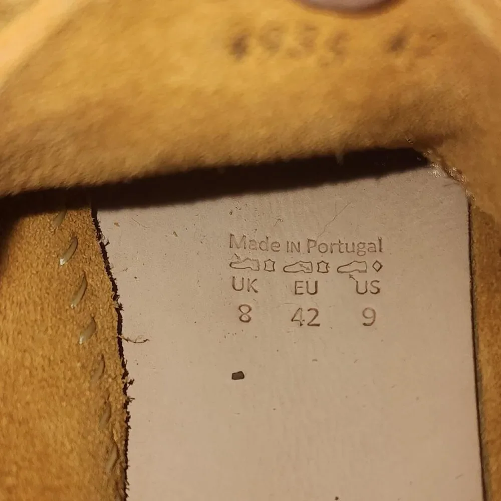 Clarks Women's Yellow and Tan Loafers